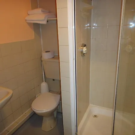 Bed and Breakfast On The Liffey 2*