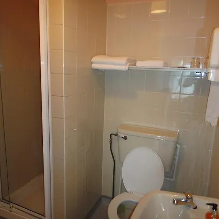 Bed and Breakfast On The Liffey 2*