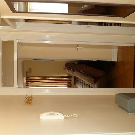 Bed and Breakfast On The Liffey 2*